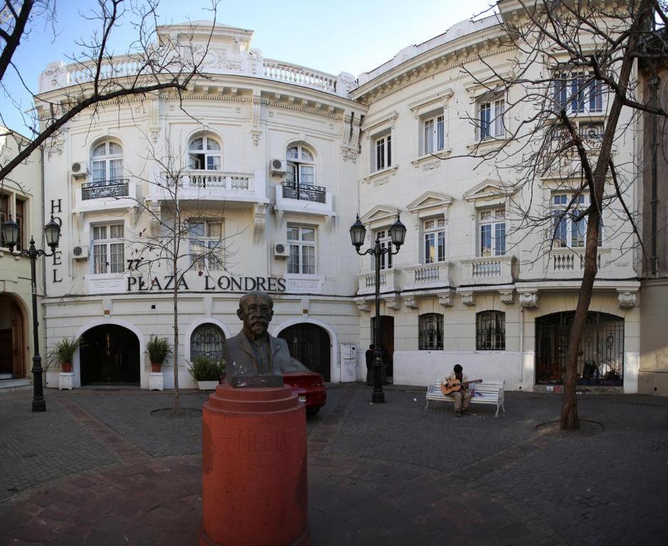 Hostal Plaza Londres 77 Santiago de Chile Bagian luar foto